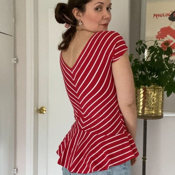 Betsey Johnson Designer Top - Picture 6 of 12